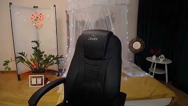 CloudGrace online show from 02-25-25, 06:53