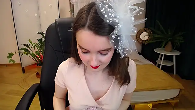 CloudGrace online show from 03-11-25, 03:16