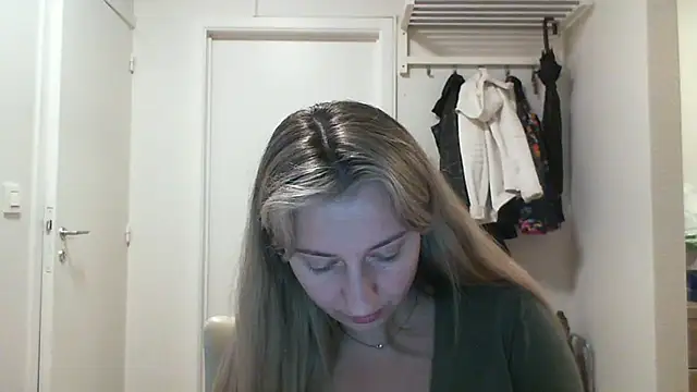 SusanCurt online show from 10-17-25, 08:50