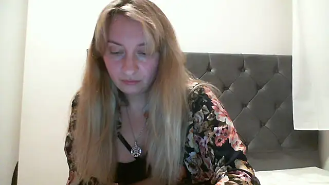 SusanCurt online show from 11-03-25, 07:59