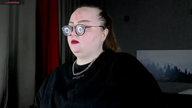 EMMA  CONNOR online show from 11-21-25, 10:41