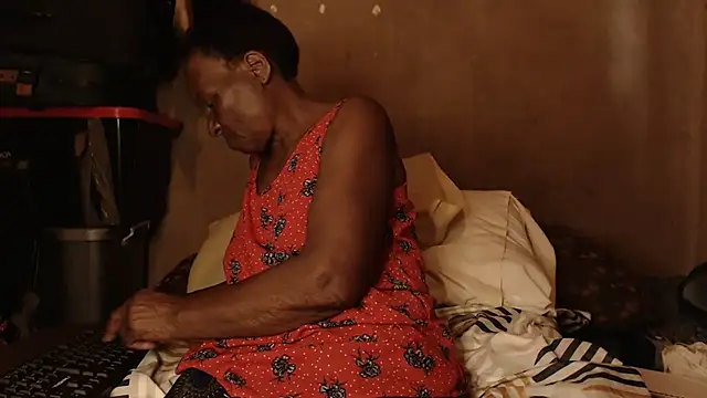 NaughtyGranny online show from 02-12-25, 12:33