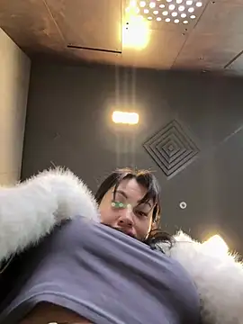 Wet  Bunny online show from 02-07-25, 09:37