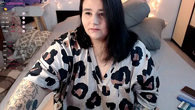 naughtykiss online show from 10-25-25, 05:48