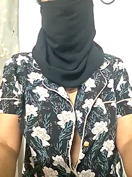 lisa fun online show from 03-07-26, 09:23