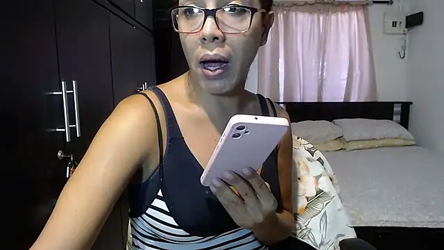 sensual nataliee online show from 01-23-25, 05:52