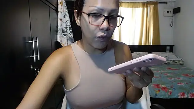 sensual nataliee online show from 02-17-25, 04:04