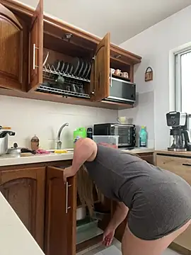 moniquerainx online show from 04-01-26, 03:20