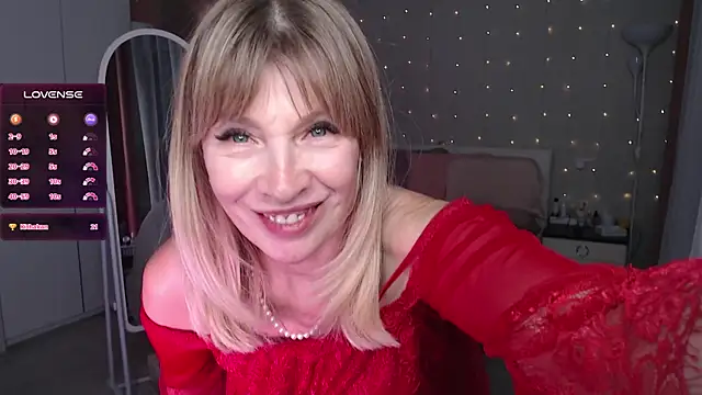 JuliaVilnet online show from 11-01-25, 05:26