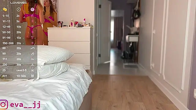 Snapshot of Eva_JJ chatting on 11-20-25, 03:07 Eva JJ online show from 11-20-25, 03:07