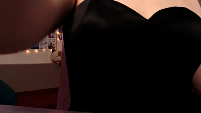 MilenaSaint online show from 02-03-25, 03:31