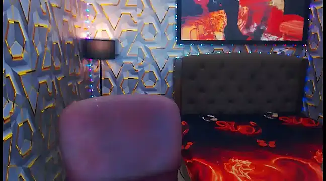 KylieMaxwellCaulfield TS online show from 12-22-24, 12:07