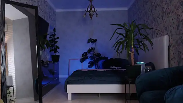 ClaraBendover online show from 11-11-25, 08:31