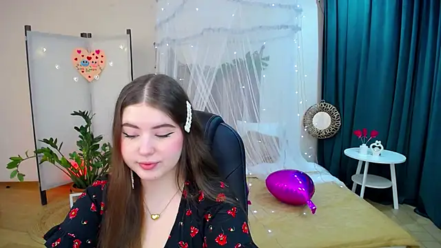 NicoleFoxery online show from 02-15-25, 10:22