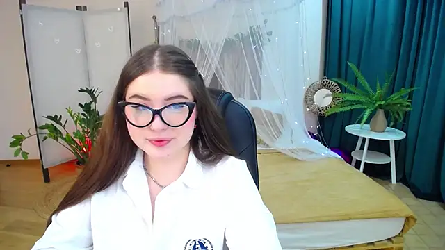 NicoleFoxery online show from 03-07-25, 06:22