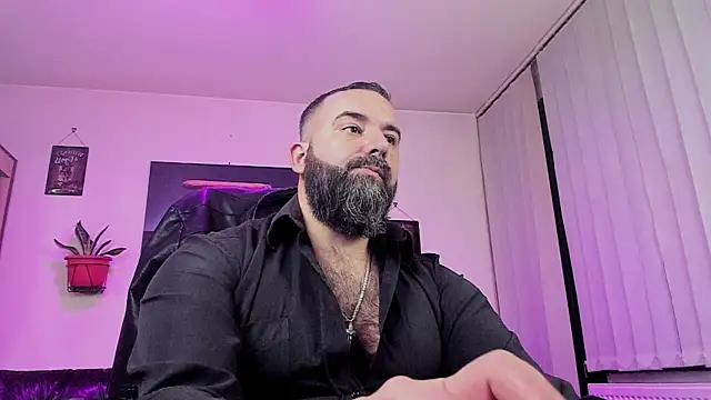 ChristophJules online show from 12-18-24, 11:40