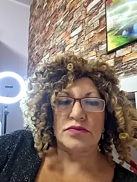 Hot Azaleea online show from 10-08-25, 06:44