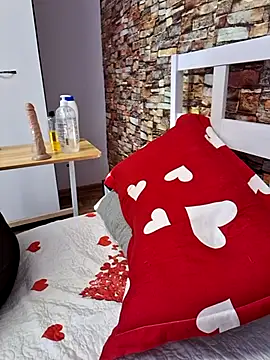 Hot Azaleea online show from 03-07-26, 06:21