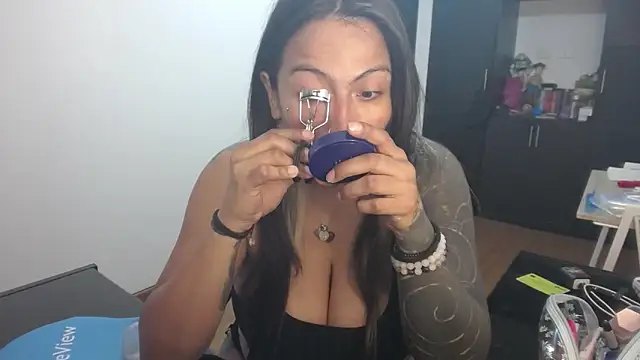 Snapshot of michell_fun23 chatting on 03-22-26, 10:29 michell fun23 online show from 03-22-26, 10:29