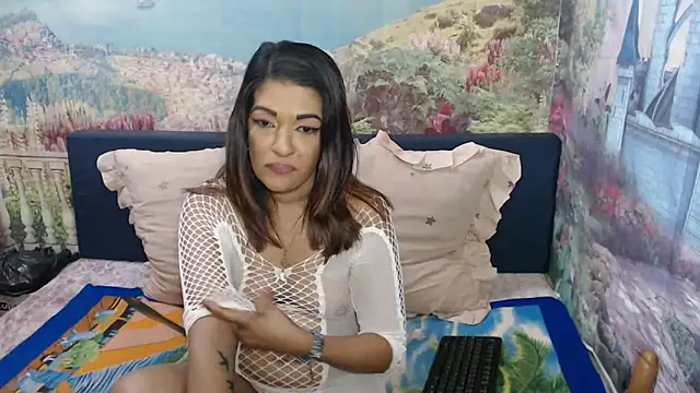 Snapshot of indianaqua chatting on 10-30-25, 05:13 indianaqua online show from 10-30-25, 05:13