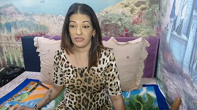 Snapshot of indianaqua chatting on 11-10-25, 04:39 indianaqua online show from 11-10-25, 04:39