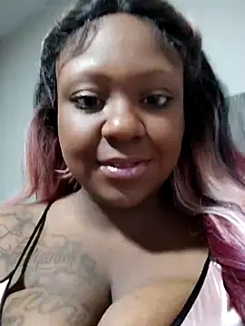 Snapshot of 6lue6a6y69 chatting on 01-25-25, 12:17 6lue6a6y69 online show from 01-25-25, 12:17