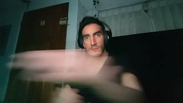 TommyMomentum online show from 12-15-25, 05:55