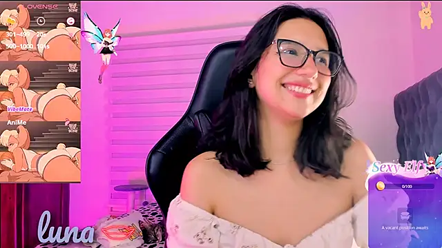 Snapshot of Luniverse chatting on 01-12-25, 11:26 Luniverse online show from 01-12-25, 11:26