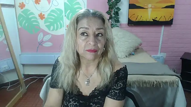 Snapshot of ZAMANTHA chatting on 05-25-26, 03:18 ZAMANTHA online show from 05-25-26, 03:18