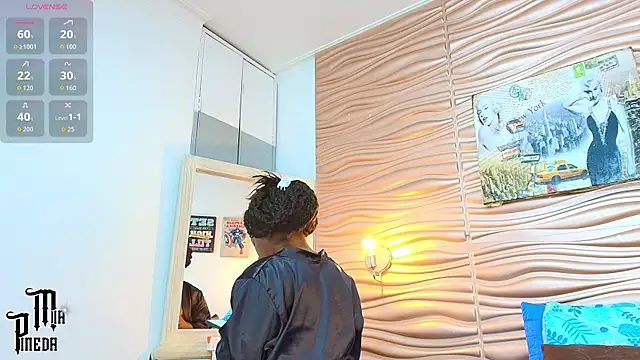 mia pineda online show from 09-08-25, 08:19