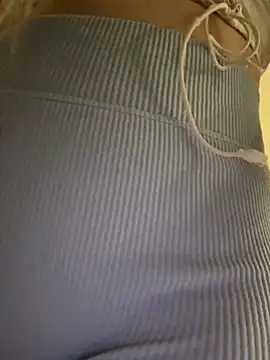 mollyxxx online show from 12-20-24, 04:09