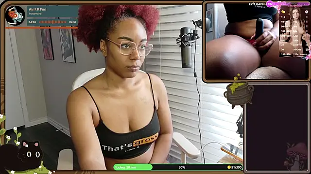 Snapshot of Cheybaaee chatting on 05-16-26, 05:45 Cheybaaee online show from 05-16-26, 05:45