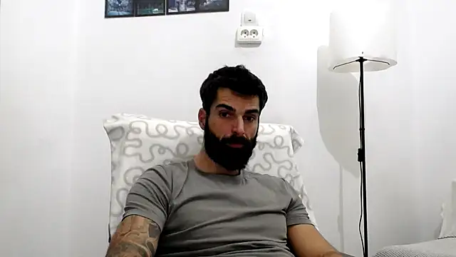 Verycutex online show from 11-20-25, 08:19