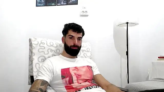 Verycutex online show from 11-27-25, 06:59