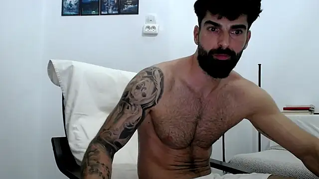 Snapshot of Verycutex chatting on 06-11-26, 05:44 Verycutex online show from 06-11-26, 05:44