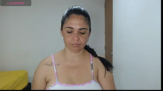 selena ferri online show from 09-29-25, 10:03