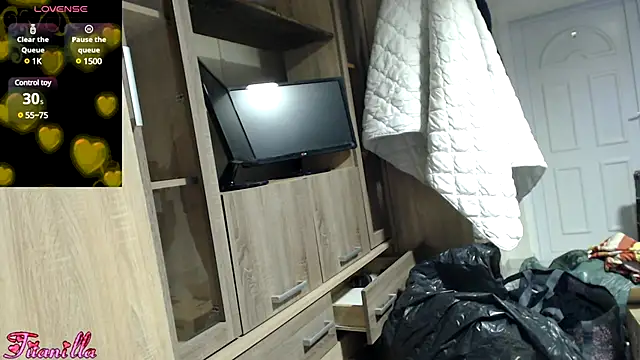 Titanilla39 online show from 12-15-24, 05:10