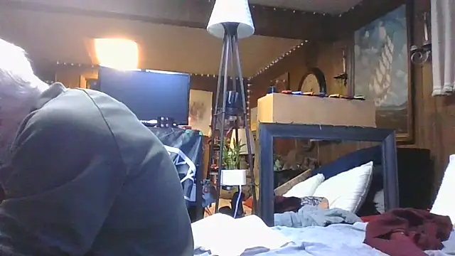 Snapshot of Makowboy chatting on 12-01-25, 08:25 Makowboy online show from 12-01-25, 08:25