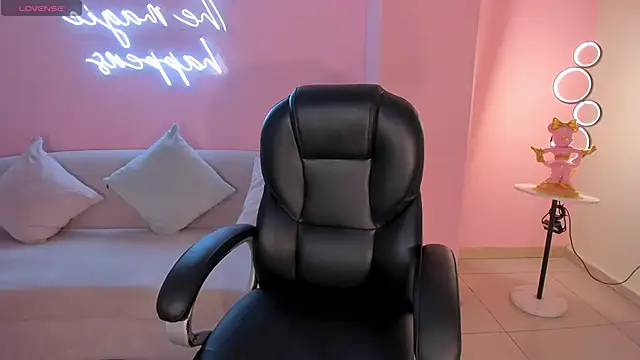 MiaRoberts1 online show from 11-03-25, 05:25