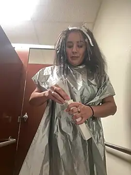 Snapshot of Aw_ThROAt9 chatting on 03-22-26, 04:32 Aw ThROAt9 online show from 03-22-26, 04:32