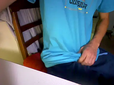 Snapshot of yourboysexy19 chatting on 11-19-25, 01:27 yourboysexy19 online show from 11-19-25, 01:27