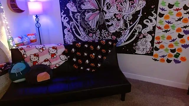 Snapshot of HazeyBvby chatting on 10-08-25, 06:00 HazeyBvby online show from 10-08-25, 06:00