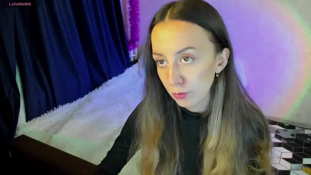 Snapshot of CurlySteph chatting on 12-12-24, 05:48 CurlySteph online show from 12-12-24, 05:48