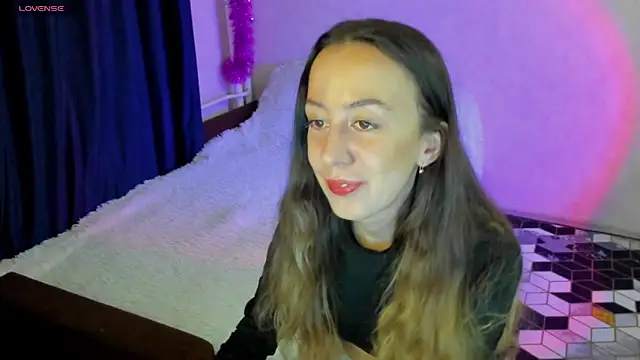 Snapshot of CurlySteph chatting on 12-20-24, 04:36 CurlySteph online show from 12-20-24, 04:36