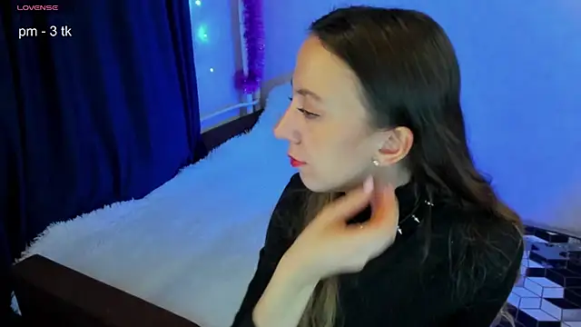 Snapshot of CurlySteph chatting on 01-11-25, 06:23 CurlySteph online show from 01-11-25, 06:23