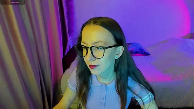 Snapshot of CurlySteph chatting on 09-27-25, 02:00 CurlySteph online show from 09-27-25, 02:00