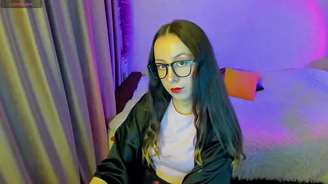 Snapshot of CurlySteph chatting on 10-01-25, 10:16 CurlySteph online show from 10-01-25, 10:16