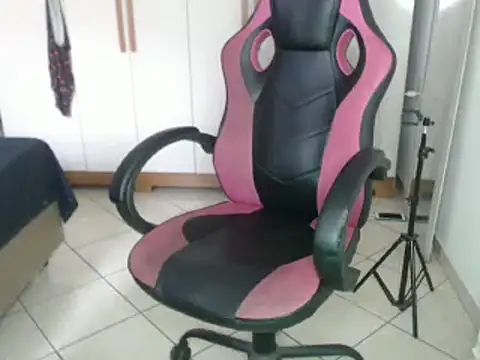 bustycarly online show from 01-26-25, 01:04