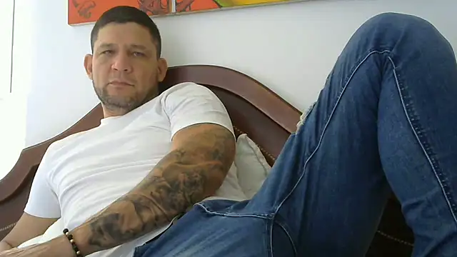 altenori112 online show from 02-11-25, 04:46