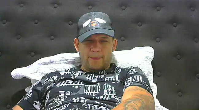 altenori112 online show from 02-22-25, 04:29